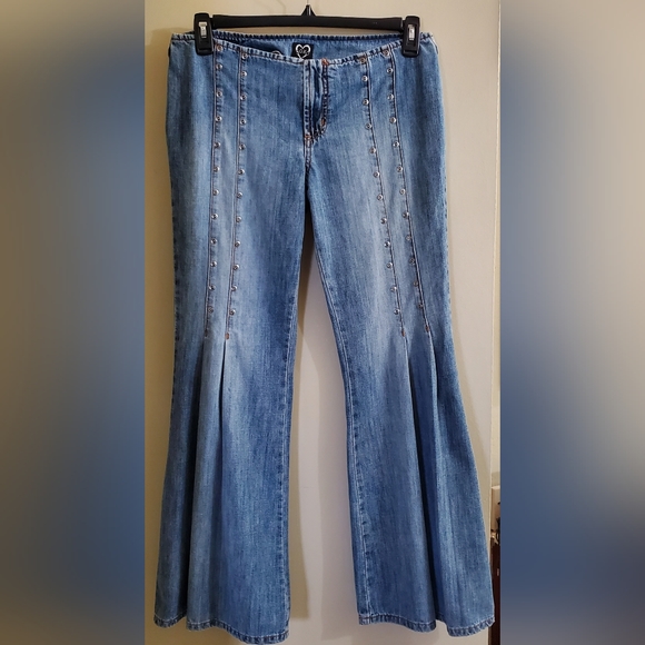 XOXO Bell Bottom / Flare Studded Jeans Size 9/10 - Picture 1 of 12